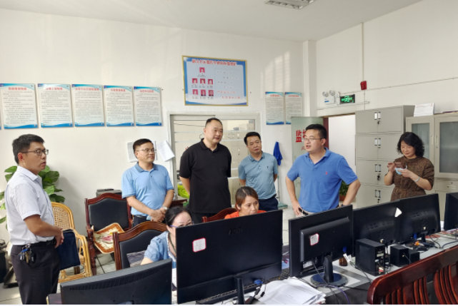 省交通厅安委办第五督查组莅临新余长运检查安全工作