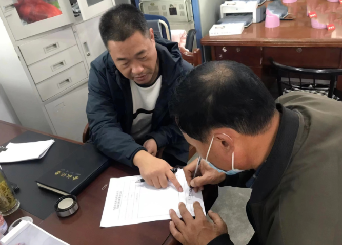 马鞍山长客 当长客公营公交车队开展约谈再教育活动