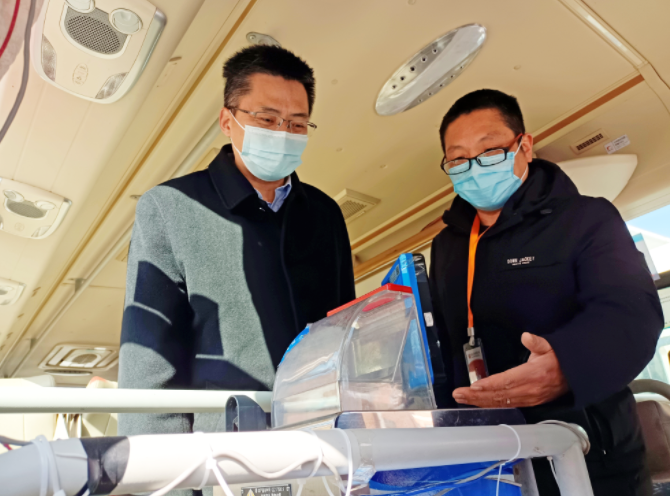 肖良芝深入一线督导慰问