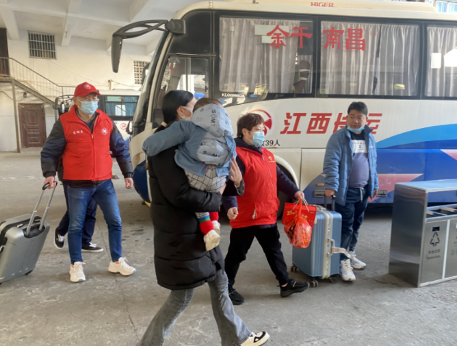 都市城际公交：青山客运分公司党支部开展“青春志愿行 温暖回家路”