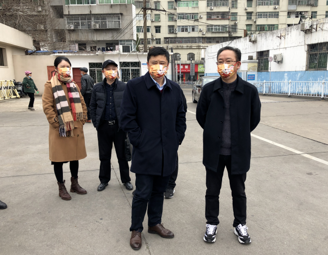 占梁莅临抚州长运开展调研