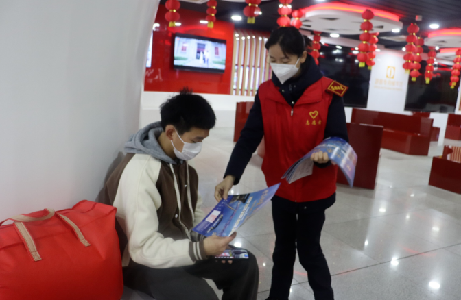 总部：扩大宣传圈 房地产广告进车站