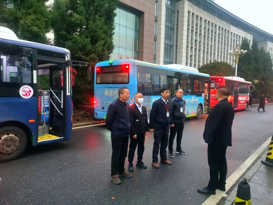 九江长运:瑞昌公交助力2023九江瑞昌第三届乡村花海马拉松大型活动