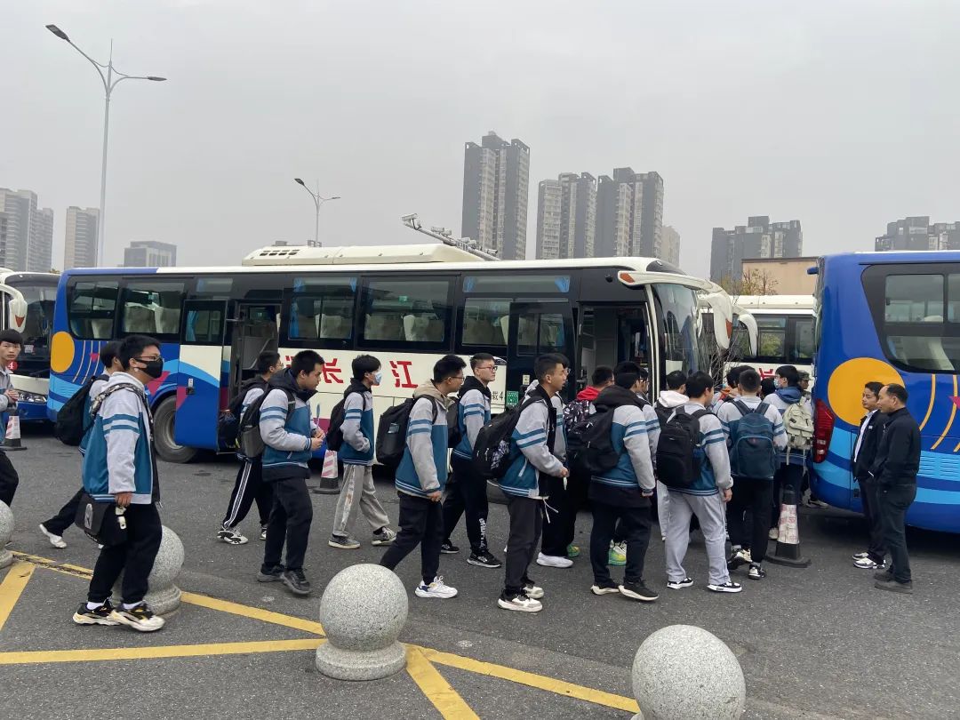 吉安长运:大力拓展春季研学包车业务