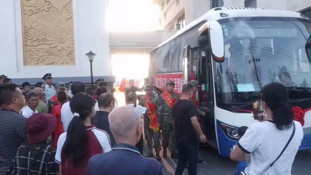 抚州长运:广昌分公司全力保障2023年秋季新兵运输工作