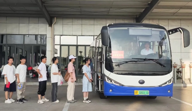 抚州长运:全力护航高校新生入学