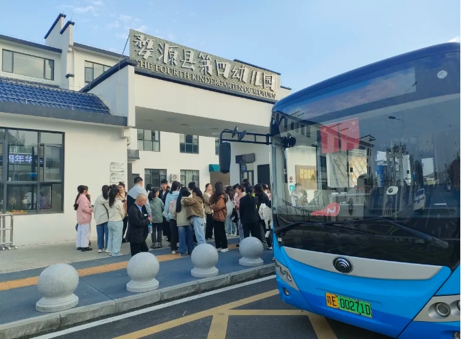 婺源公交：“定制公交”服务婺源茶校学子“实习路”