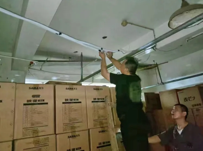 长运物业 开展辖区弱电线路整治行动