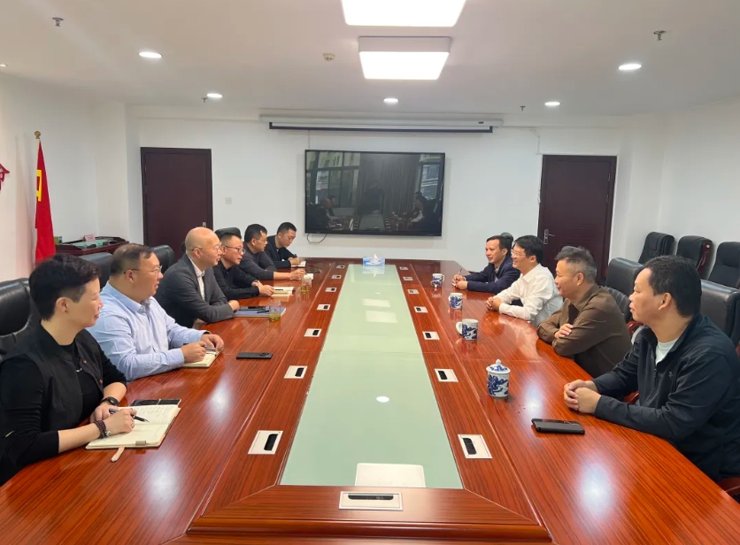 泰和县政府领导与吉安公司座谈交流城际班线运营工作