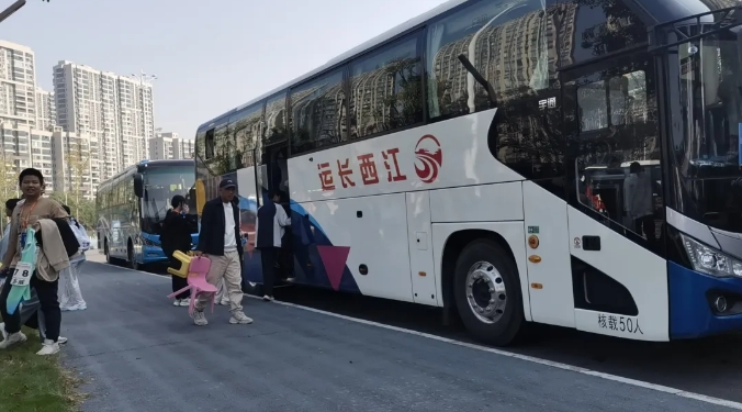 九江长运:圆满完成省百县青少年田径运动会运输保障任务