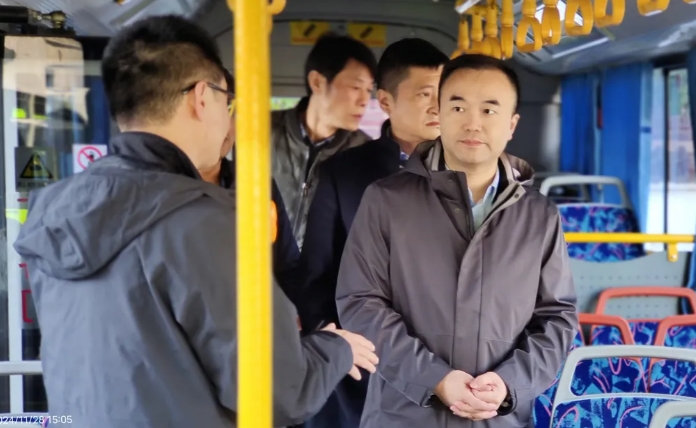 刘磊、占梁一行赴马鞍山长客调研