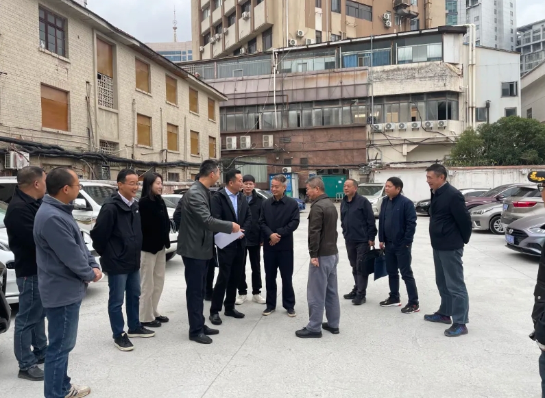 今日快报 || 杜小华督导长鸿物业安全生产重点工作 王晓、胡劲松陪同