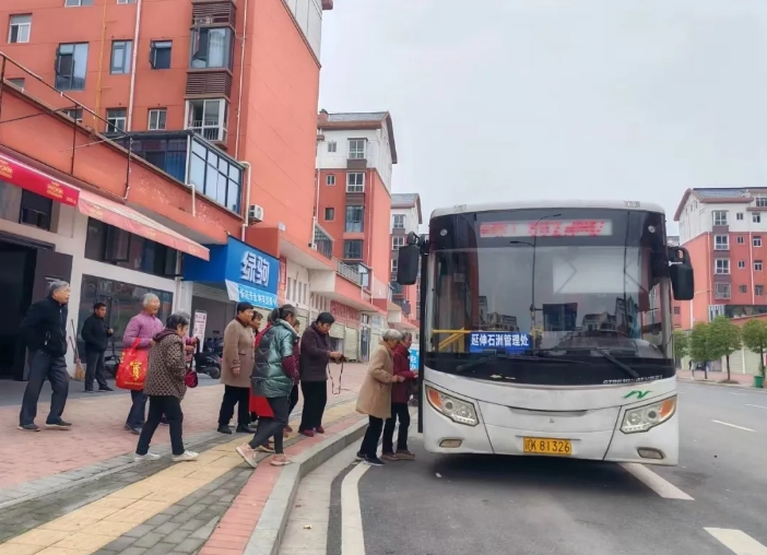 新余公司：公交开到“家门口”，让群众乐享其“乘”