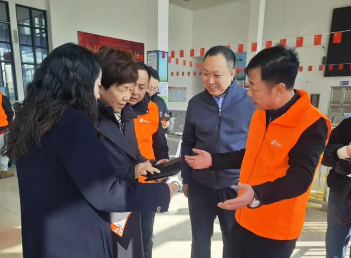 上饶汽运 横峰县领导调研横峰客运中心