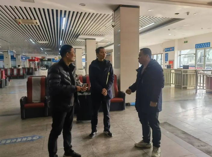 都市城际公交 开展“五查五访”专项督导检查