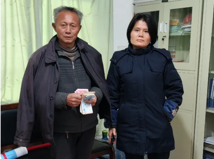 新余公交:路不拾遗暖人心