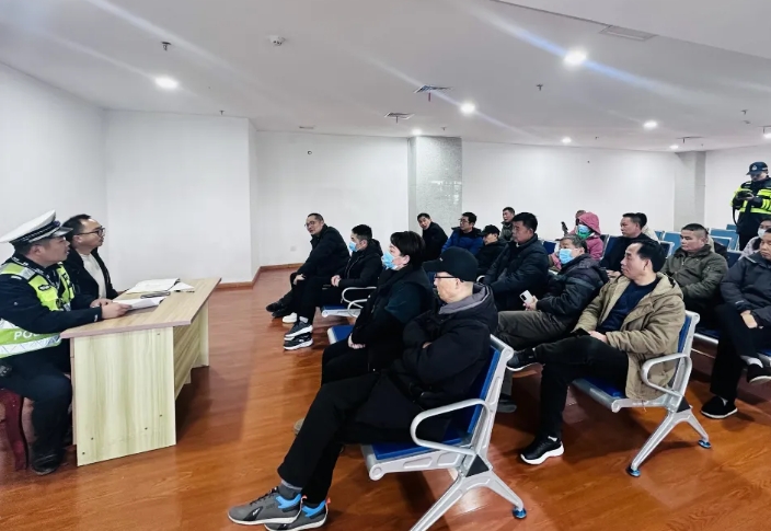 萍乡长运 联合芦溪、上栗交警部署春运安全工作