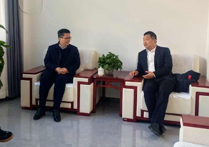 肖良芝一行走访赣东学院 探寻深化合作之路