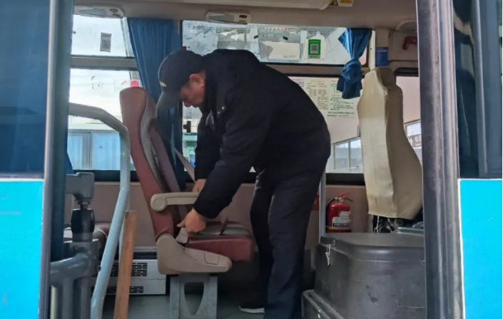 马鞍山长客:客运分公司开展“安全带-生命带”专项检查