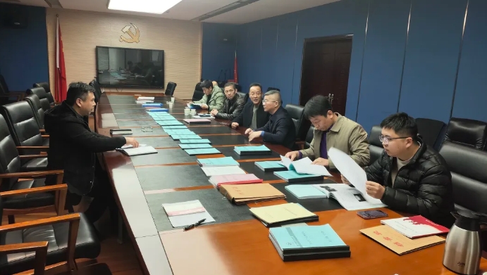 胡劲松一行督查都市城际公交春运安全工作