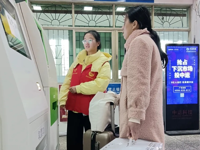 抚州长运：温暖护航 春运志愿者的坚守
