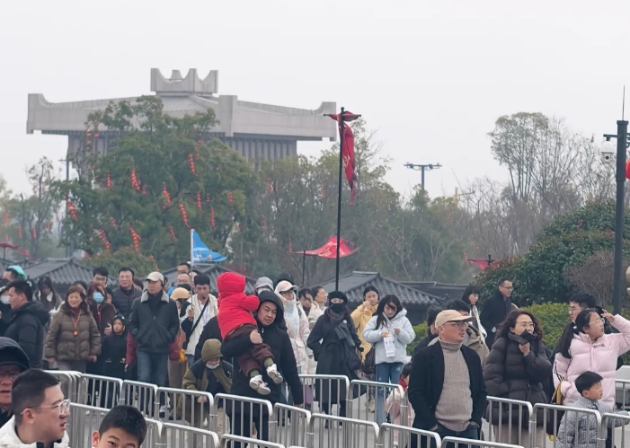 都市城际公交：运游结合 春节旅游圆满收官