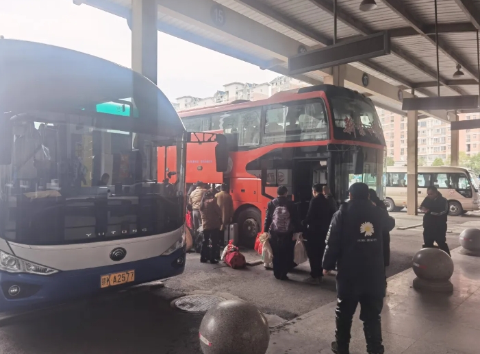 新余长运：积极应对返程高峰 助力群众复工复产