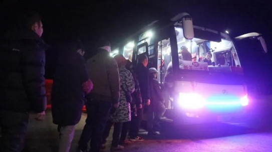 吉安公司：“一元菜农公交” 菜农的致富专线