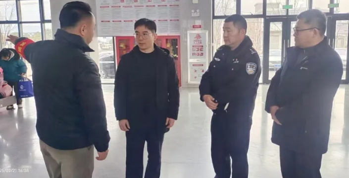 马鞍山长客：含山县县委领导检查含山中心客运站安全生产工作