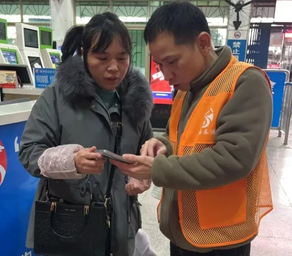 抚州长运：客运中心分公司开展景区直通车推广活动