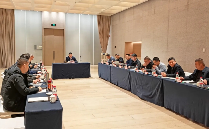 江西长运召开赣东北皖南景区直通车推进会 占梁出席并讲话