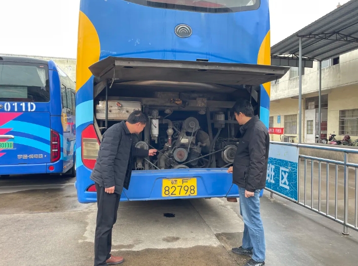 抚州长运：东乡分公司开展十年以上老旧车辆专项排查