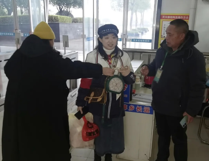 萍乡长运​：旅客遗失贵重物品 车站倾力寻回