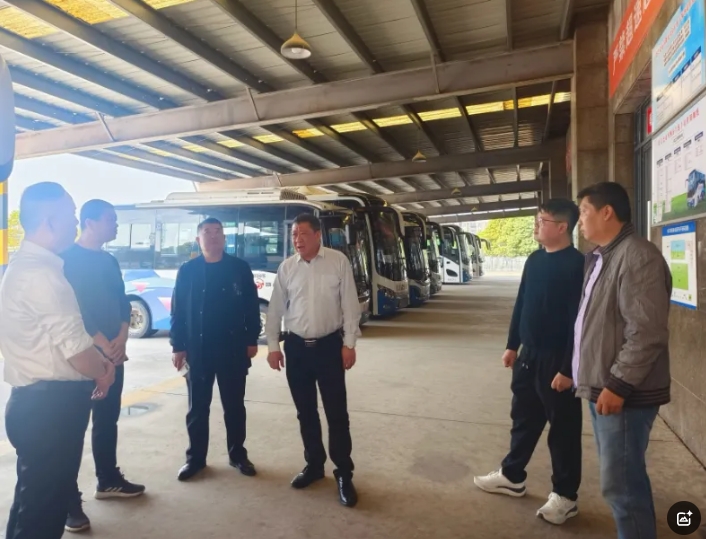 鹰潭长运开展安全隐患月度检查