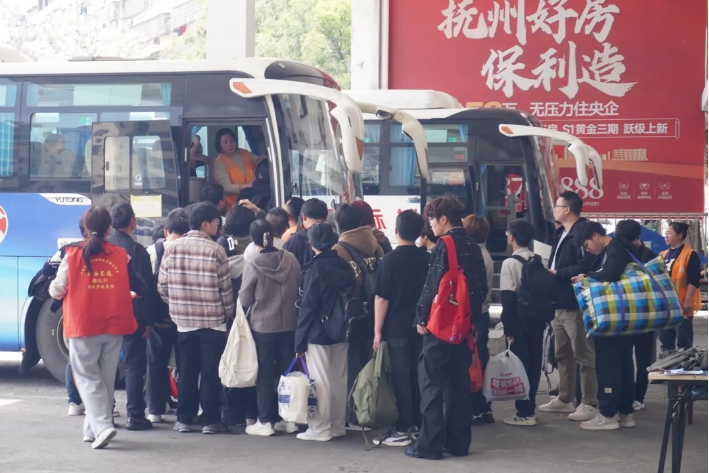 抚州长运：多管齐下应对清明客流高峰