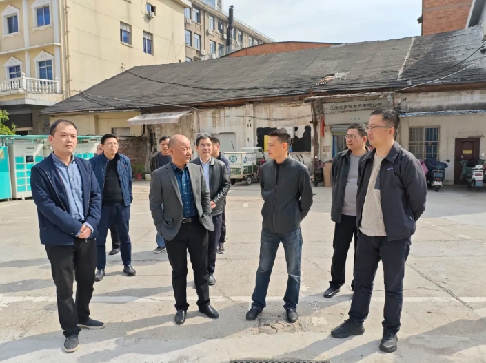 黄俊督导长运物业等单位节前值班值守、作风建设及安全管理工作