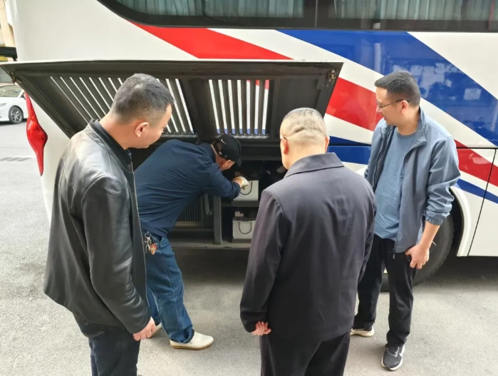 ​都市城际公交：开展安全生产重大风险隐患自查