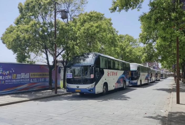 九江长运、都市城际公交：高效护航2025江西永修半程马拉松
