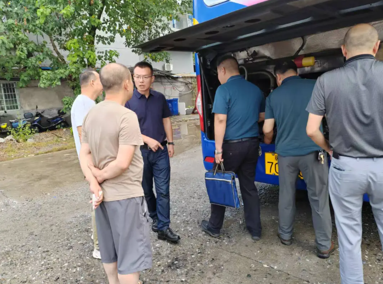 萍乡长运：开展夏季车辆技术排查，筑牢高温天气行车安全防线