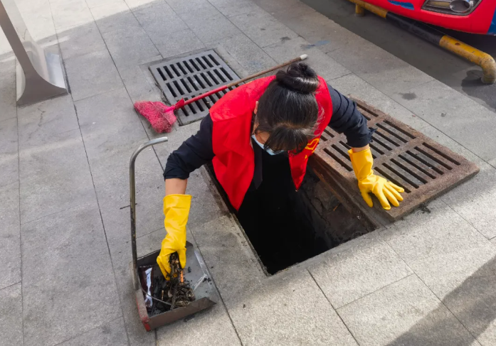 都市城际公交:弘扬雷锋精神 践行文明服务理念