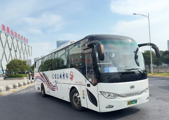 都市城际公交：与江西航空职业技术学院成功签署长期运输服务协议