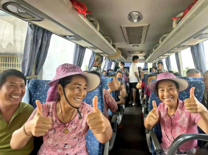 都市城际公交：接驳架起“健康桥” 守护村民健康路