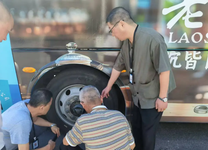 景德镇长运：开展节前车辆安全、服务质量大检查