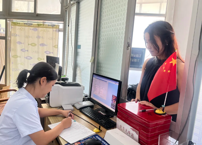 上饶汽运：爱心卡连通温暖 广丰服务彰显真情