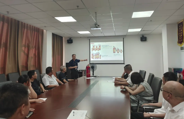 德兴片区开展消防培训及应急逃生演练