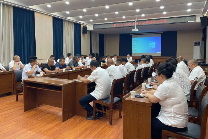 上饶汽运 开展安全例检业务知识专项培训