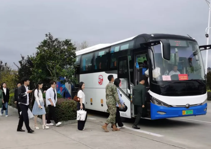 抚州长运：圆满完成全省“爱我国防”总决赛运输任务