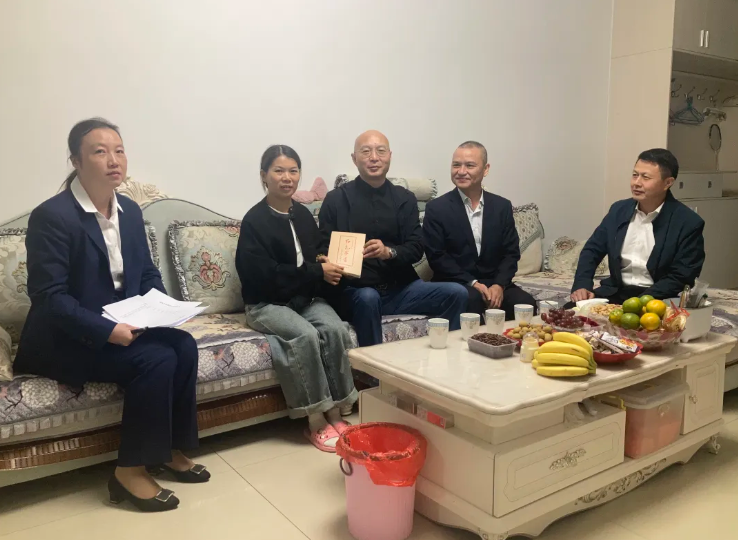 一线报道 || 吉安公司：家访送“清风” 共建“廉心桥”