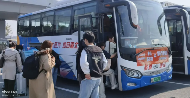 九江长运：第二届庐山音乐节运输任务圆满完成